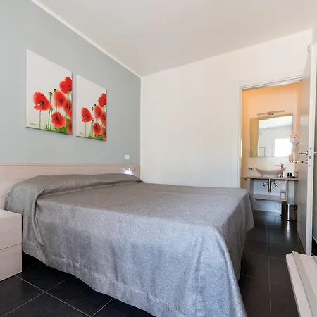 La Giara Frühstückspension 4*