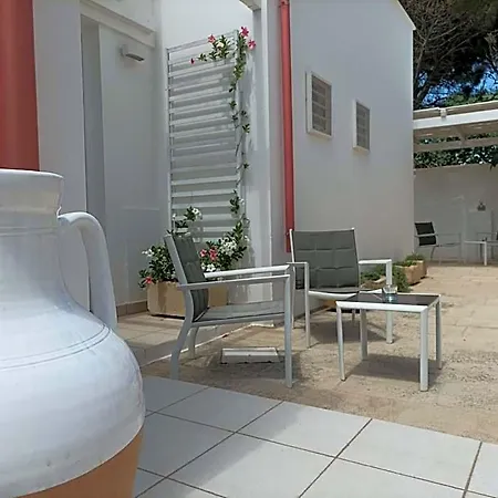 La Giara Nocleg ze śniadaniem Torre San Giovanni Ugento