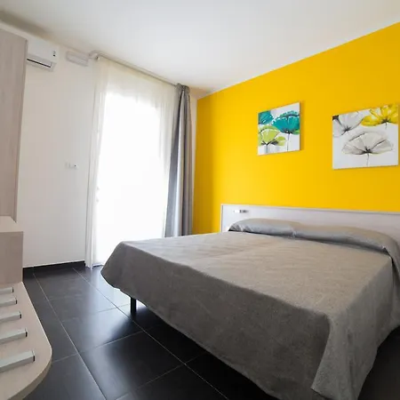 Oda ve Kahvaltı La Giara Torre San Giovanni Ugento